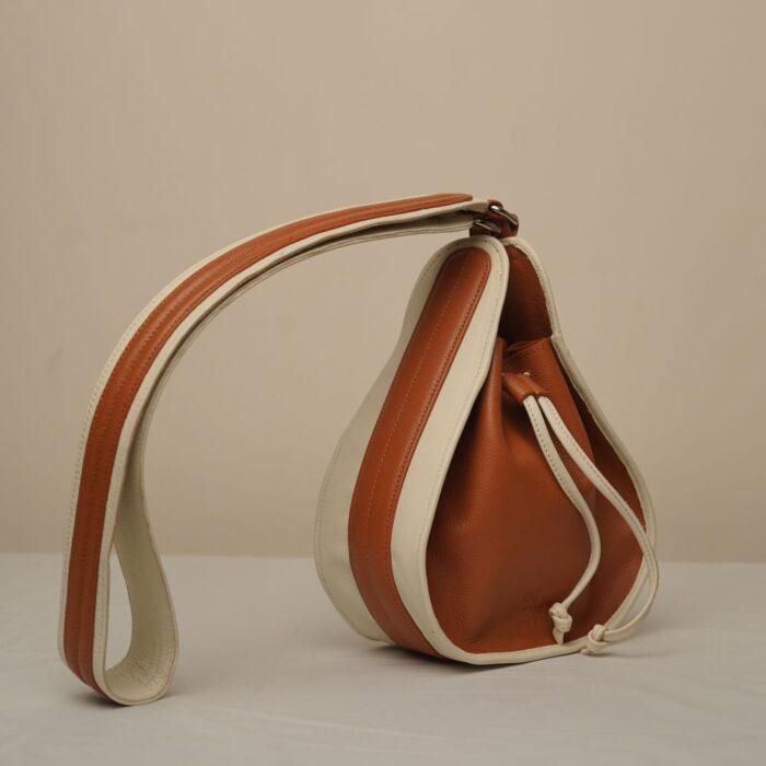 Curl Batua Sling - Cream & Tan