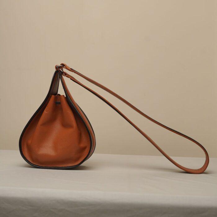 Curl Batua Sling - Tan & Black