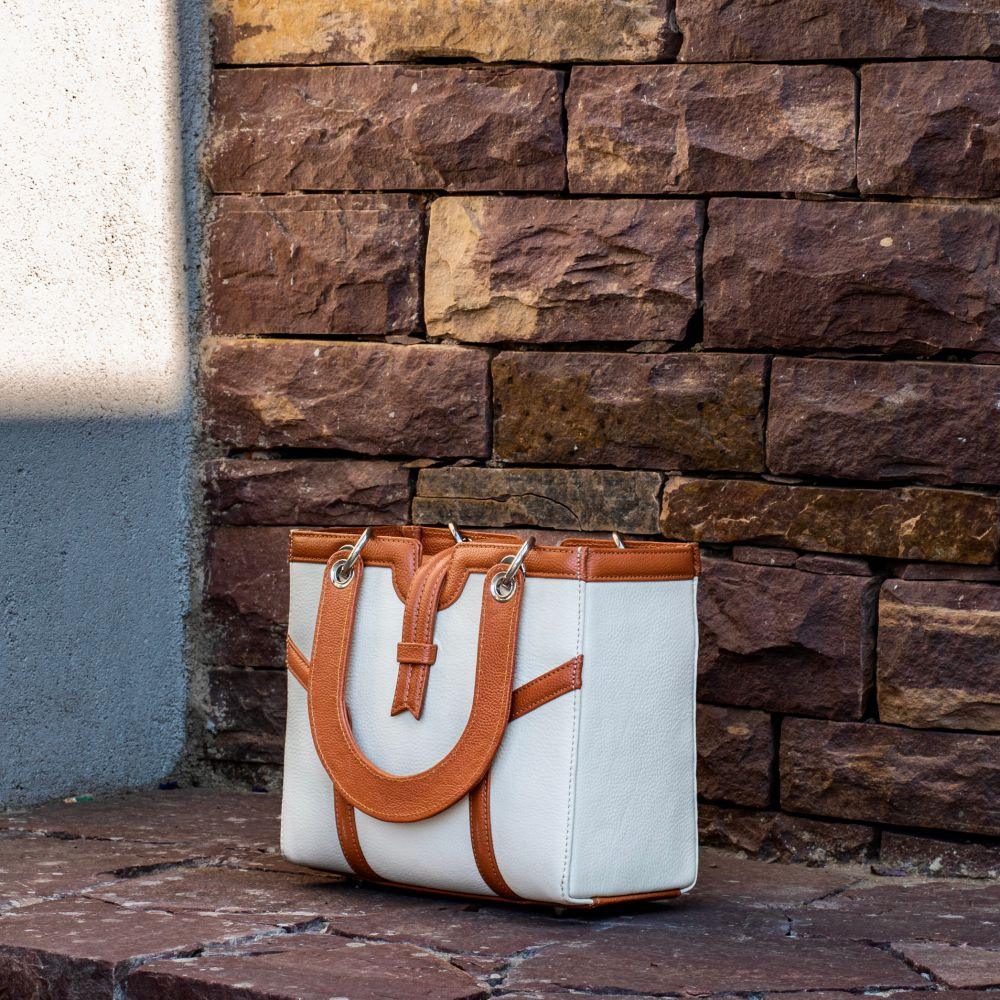 V2 Handbag - Cream &Tan