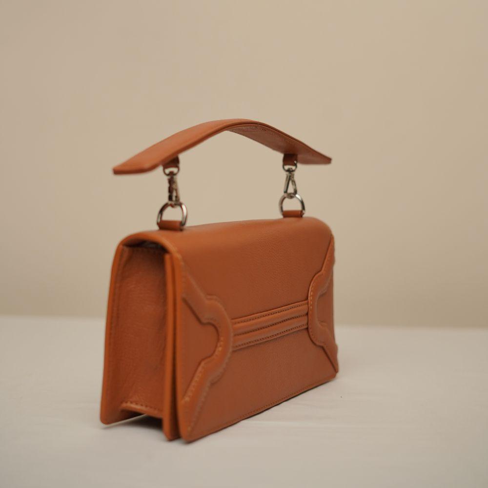 Wavelet Clutch - Tan