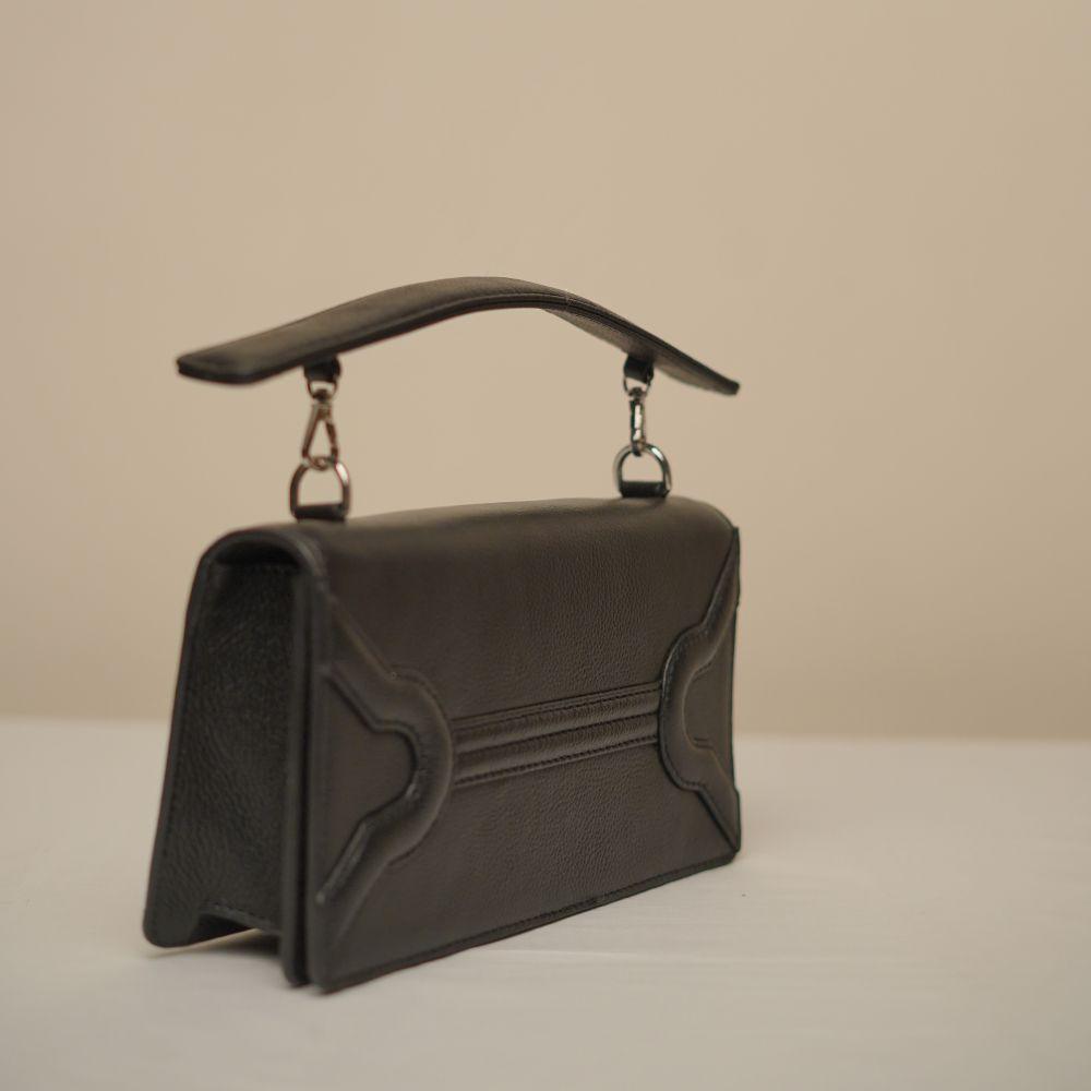 Wavelet Clutch - Black