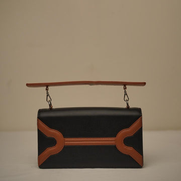Wavelet Clutch - Tan & Black