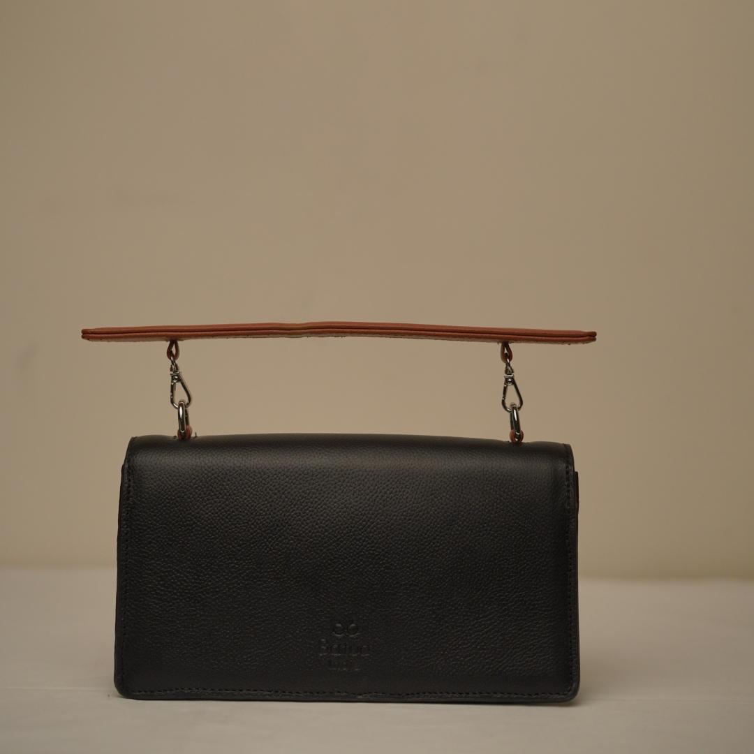 Wavelet Clutch - Black & Tan
