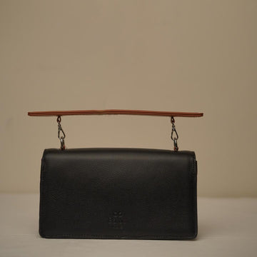 Wavelet Clutch - Black & Tan