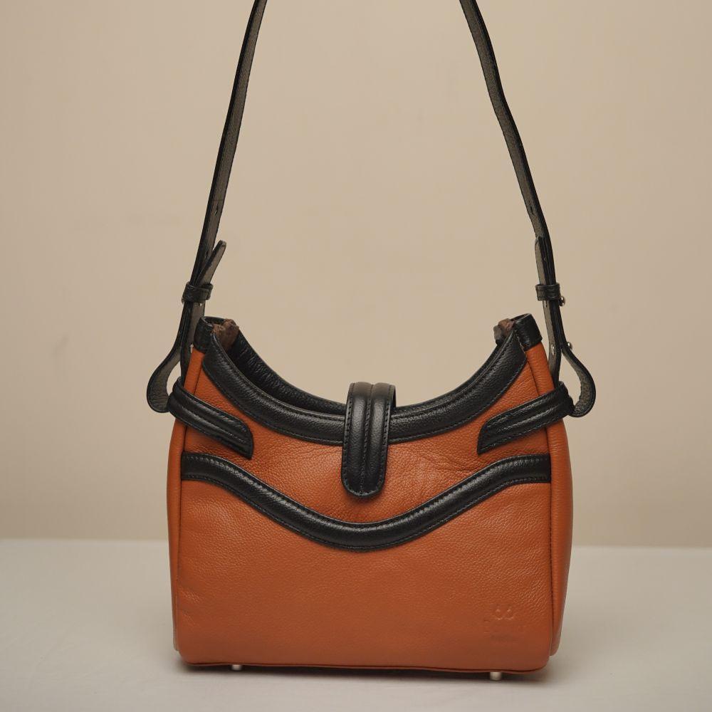 Billow Shoulder Bag - Image 5